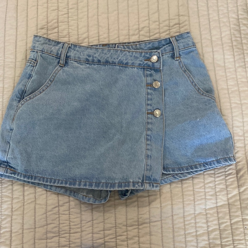 Shein Jean skort. Size Petite Medium. Brand new condition
